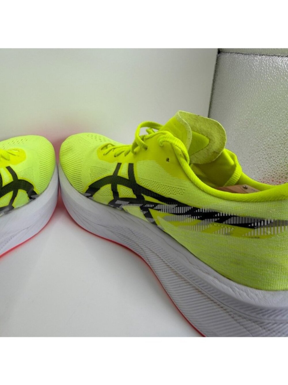 ASICS Magic Speed 4 Shoes Mens Size 13 Vibrant Yellow Running Trainer Gym - Picture 7 of 12